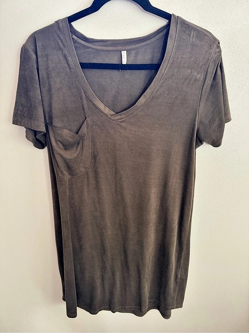 Z SUPPLY Faux Suede Pocket Tee V-Neck Short Sleeve Brown Medium